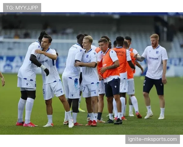 埃斯帕尼奥尔更衣室氛围融洽，全队状态回升备战新赛季信心十足