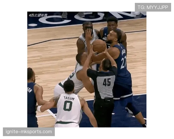 干扰对方争球是否犯规？规则如何界定合理对抗与违规动作